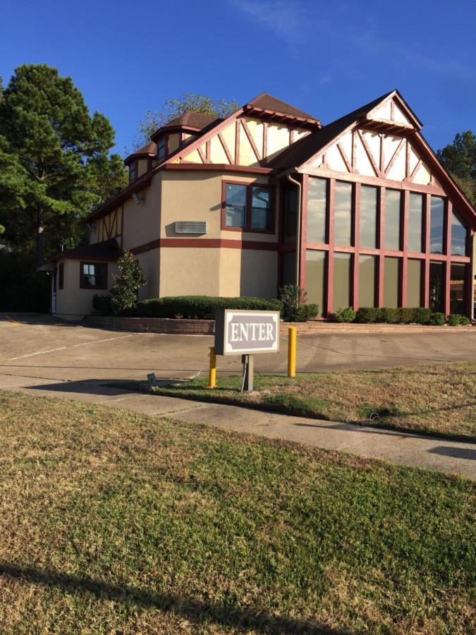 Stratford Inn Tyler — photo 22