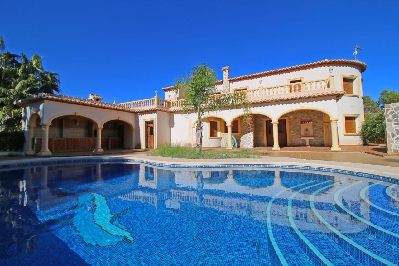 Holiday Villa Bahía de Moraira, Spain - Booking.com