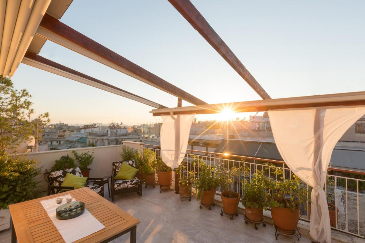 Acropolis at your fingertips - 2