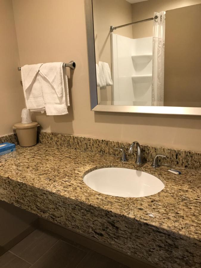 Allen Park Motor Lodge — photo 19