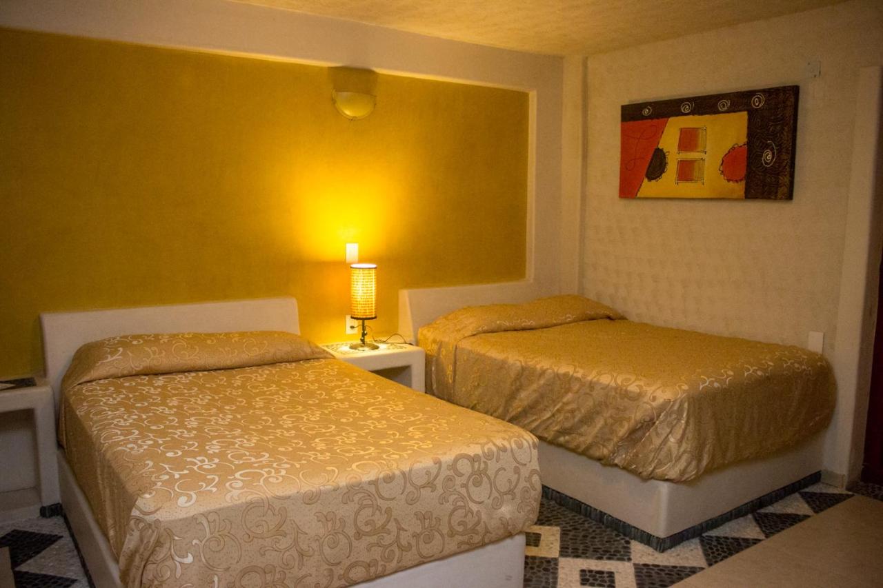 Hotel Villas Punta Blanca photo