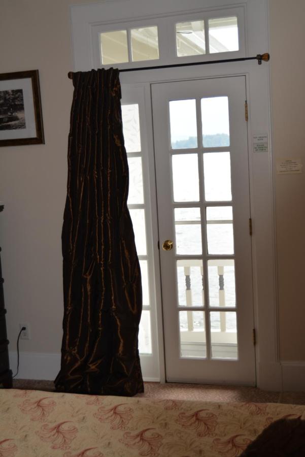Lake George Bed & Breakfast — photo 22