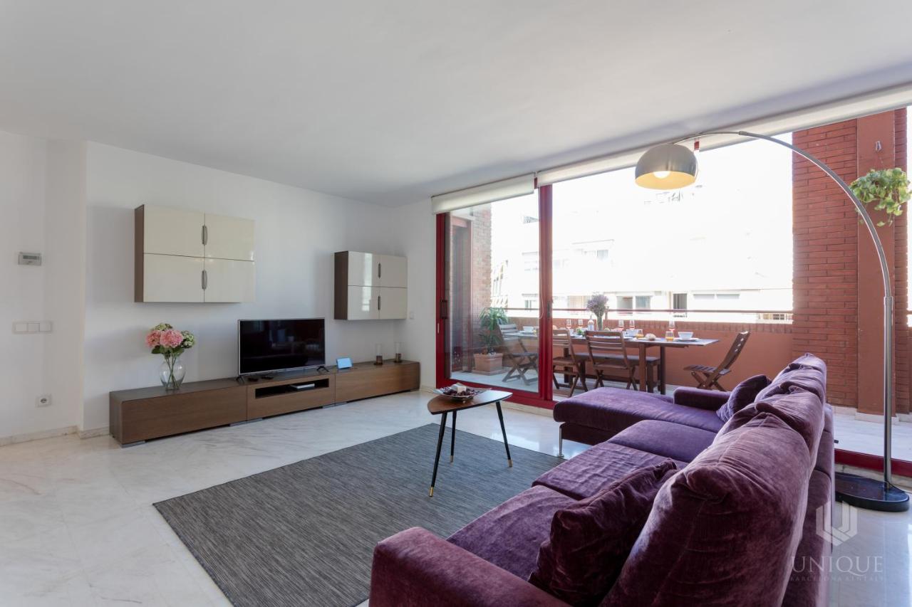 Apartment Unique Rentals - Stylish seafront duplex, Barcelona ...