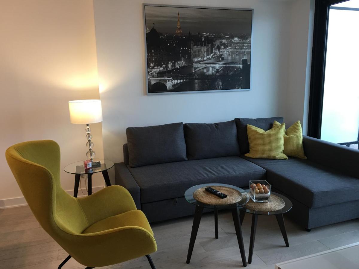 Luxury home in downtown Montreal photo