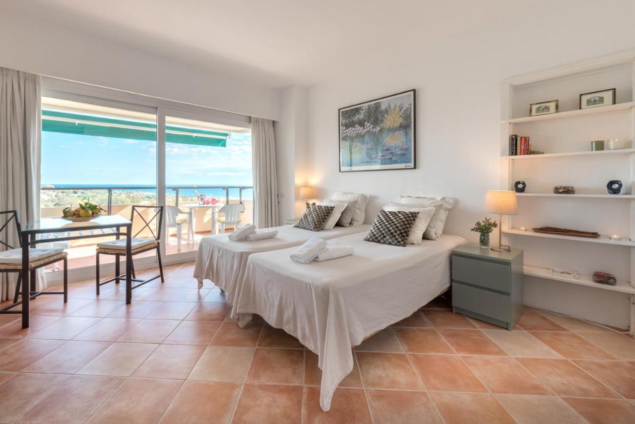 Apartment Estudio Marbella Del Este, Spain - Booking.com