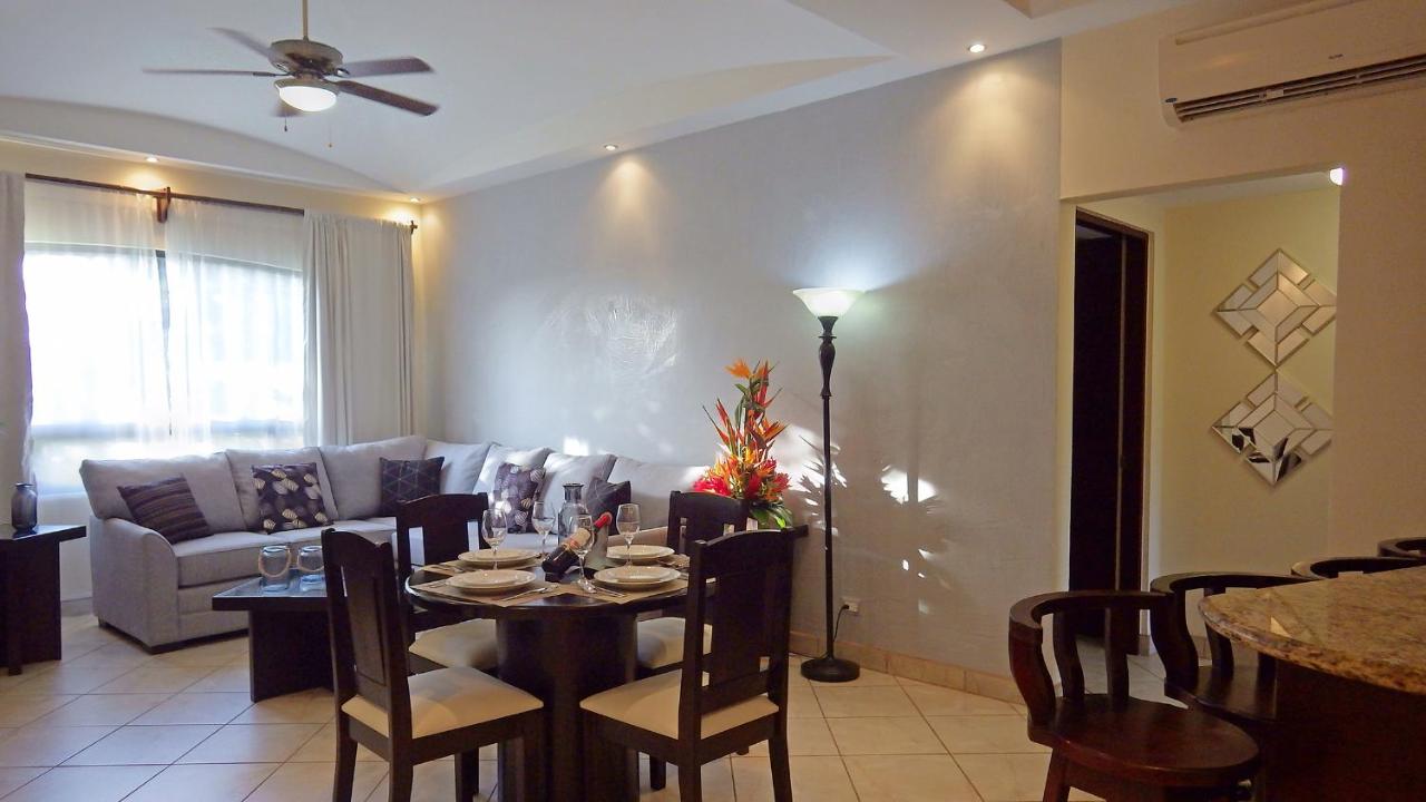 The Oaks Tamarindo Pool Front Condominiums fast wifi photo
