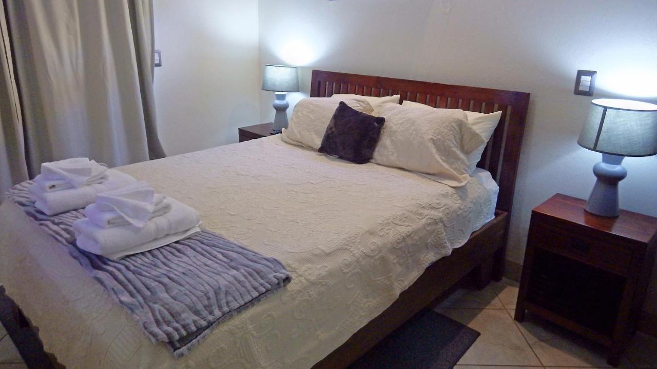 The Oaks Tamarindo Pool Front Condominiums fast wifi photo