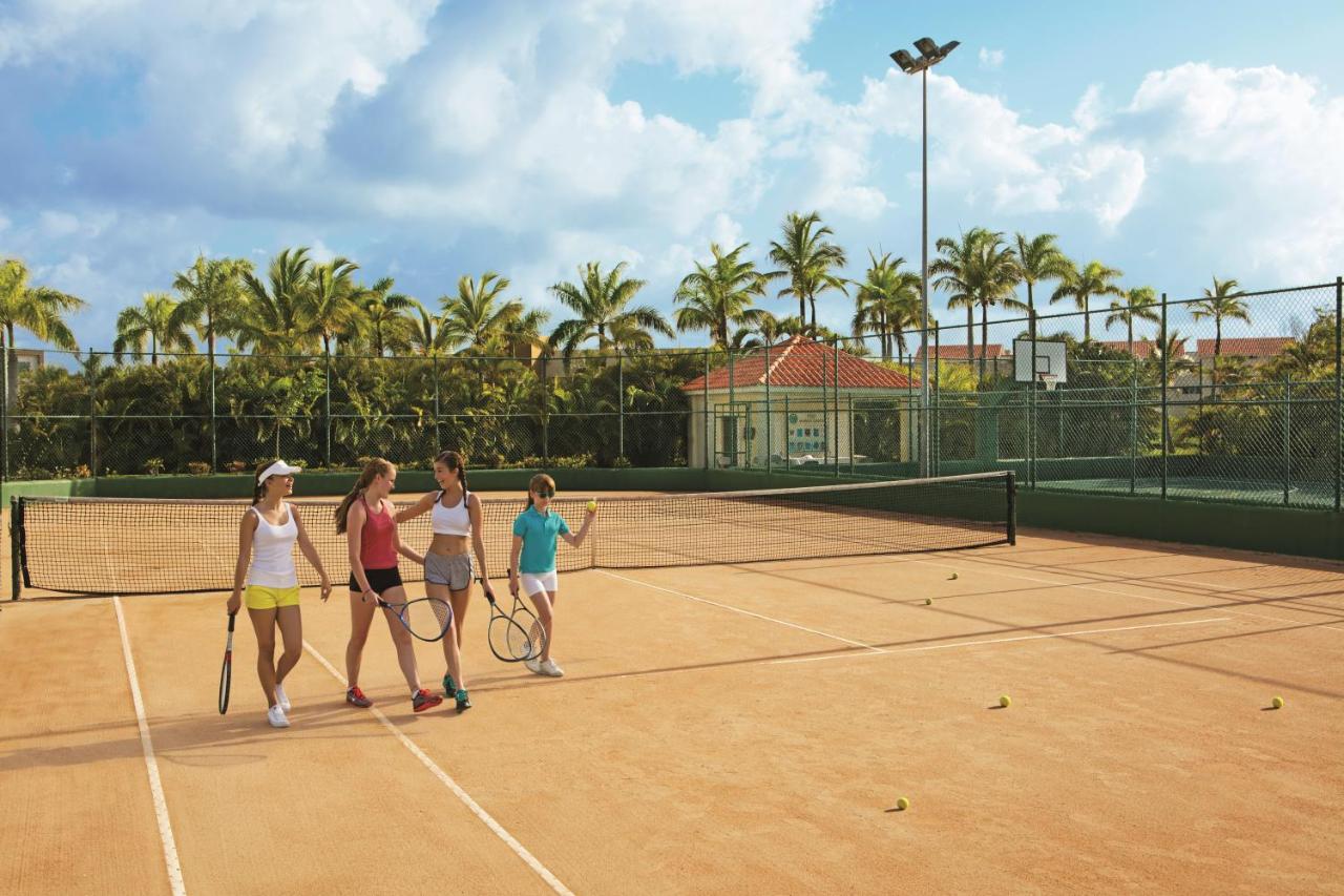 Tennis court: Dreams Royal Beach Punta Cana