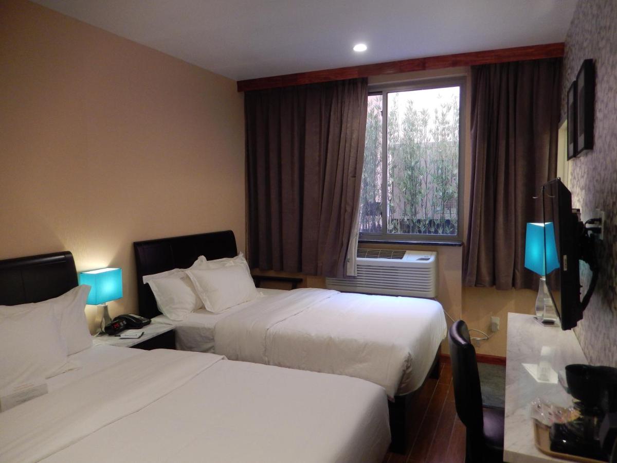 Quality Inn near Sunset Park - 2