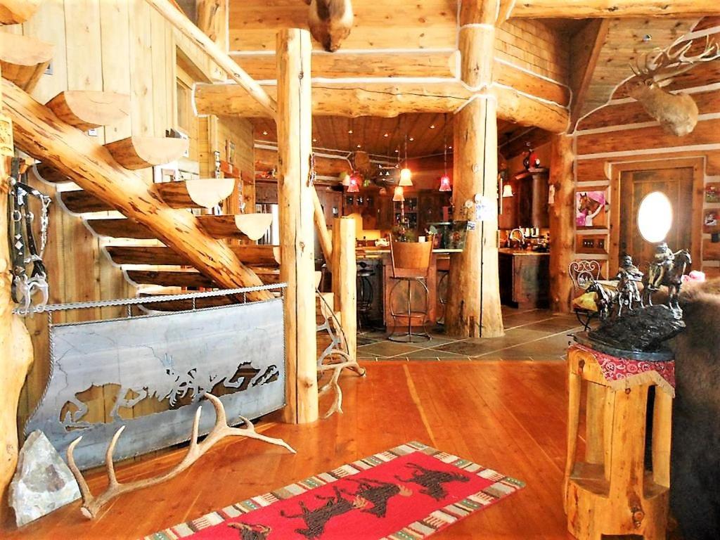 McDonald Lodge and Cabins — photo 9