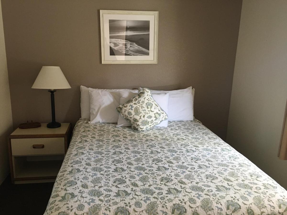 Pine Acres Lodge — photo 17
