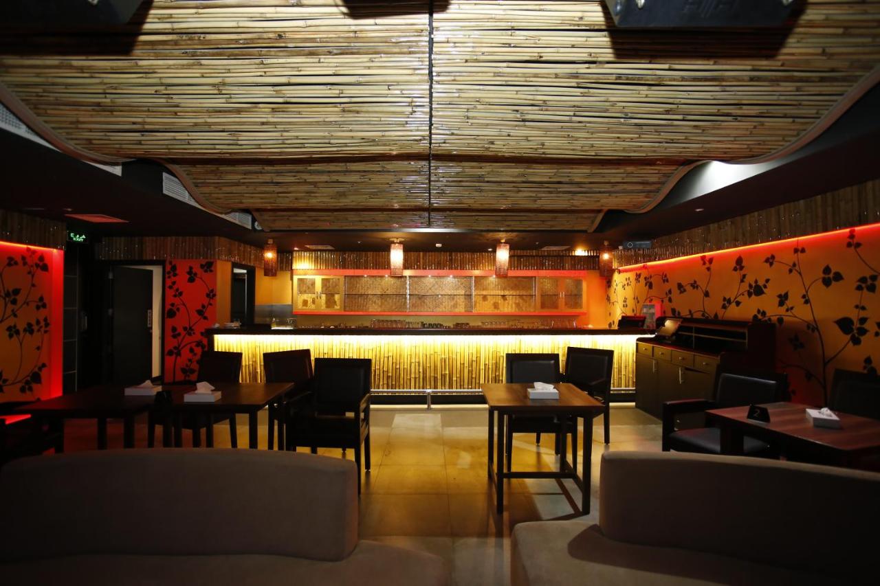 Crystal Palace Hotel photo