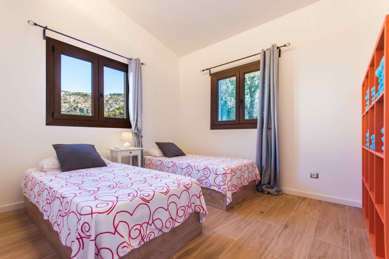 Villa Crysimo, Sa Pobla, Spain - Booking.com
