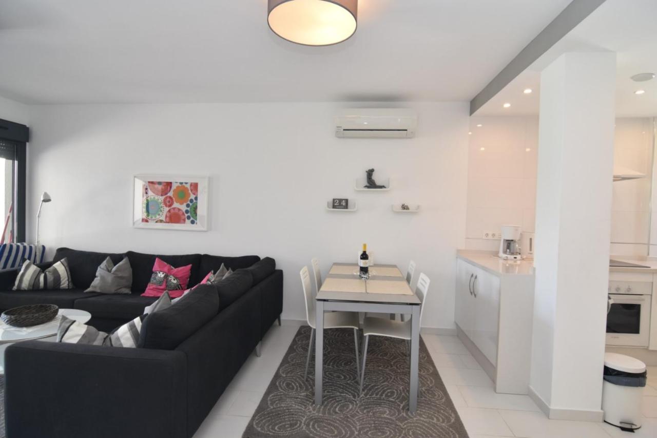 Oasis Beach V South facing pool view La Zenia, Orihuela-Costa ...