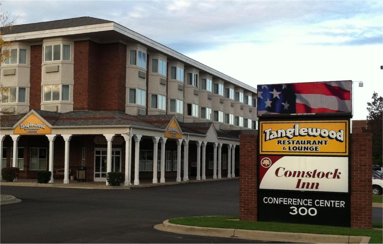 Comstock Motel — photo 1