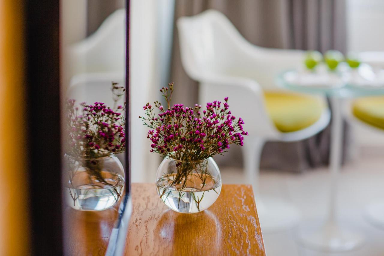 Napa Plaza Hotel (Adults Only) photo