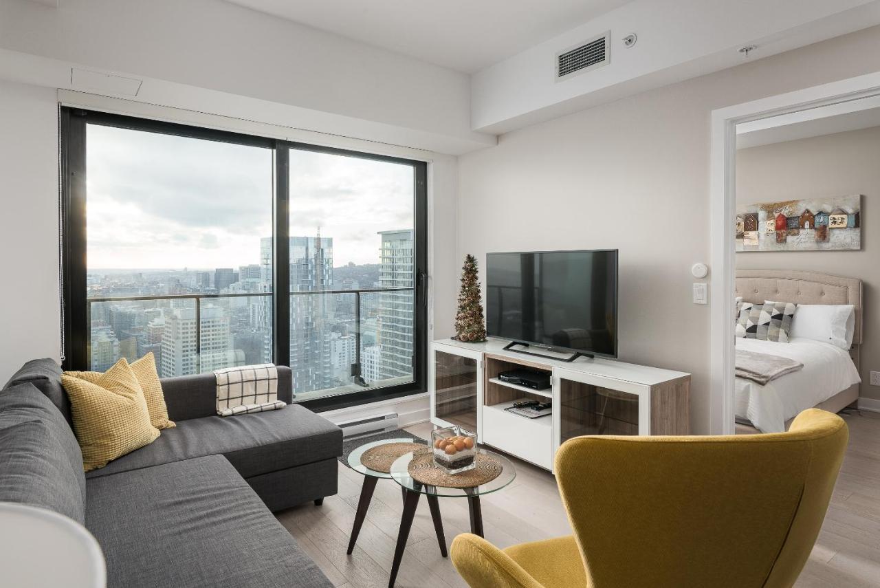 Luxury home in downtown Montreal photo