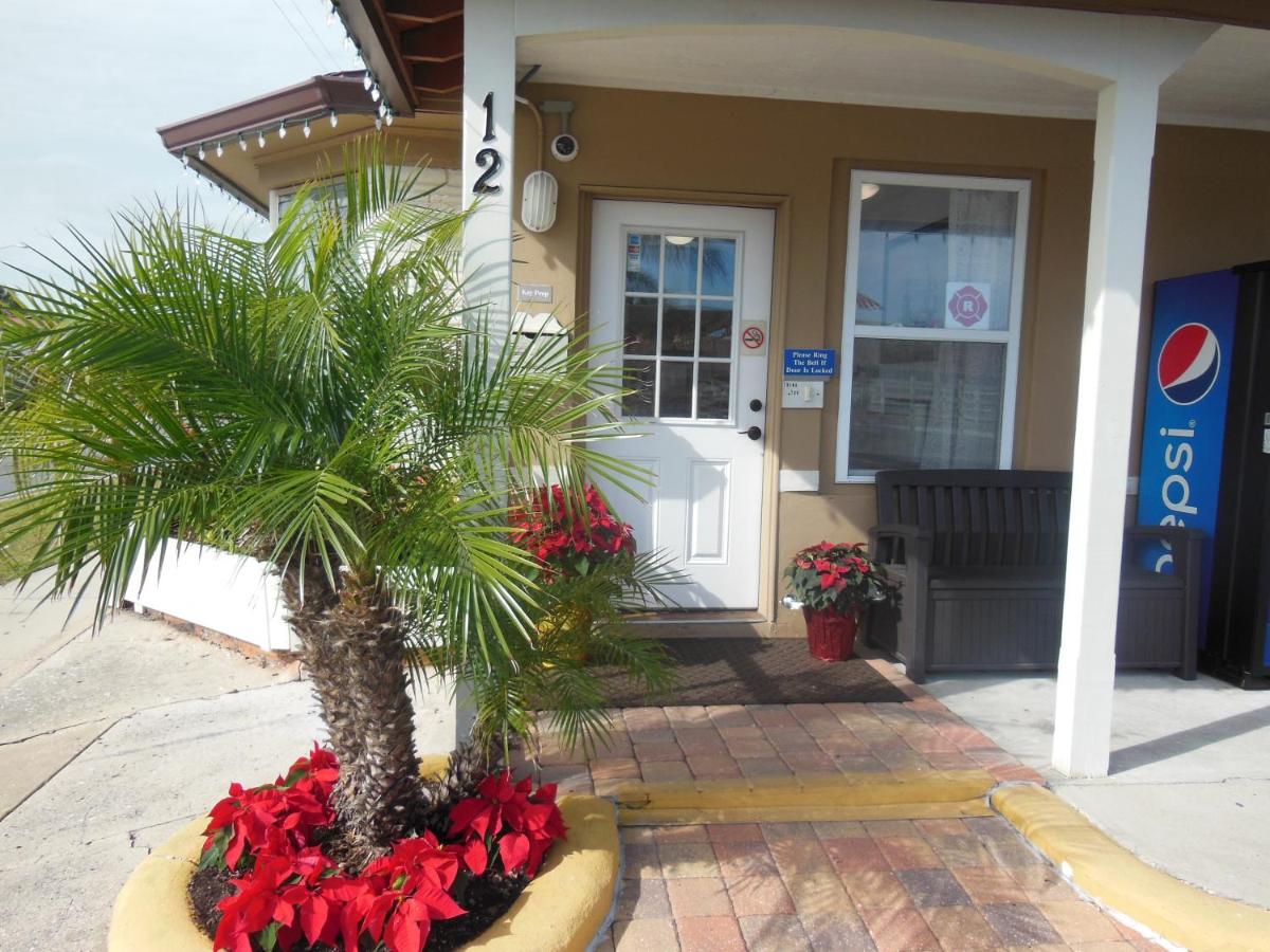 Budget Inn — photo 1