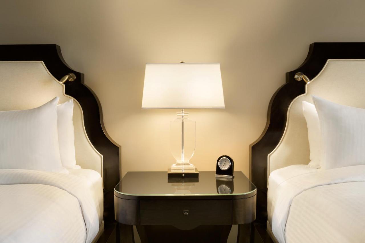 Fairmont Hotel Vancouver photo