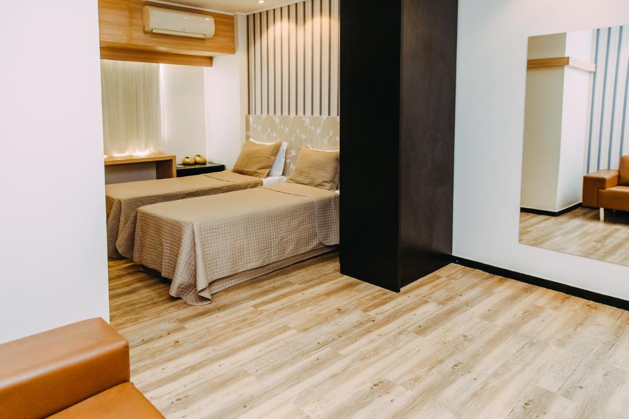 Hotel Executive Arrey photo