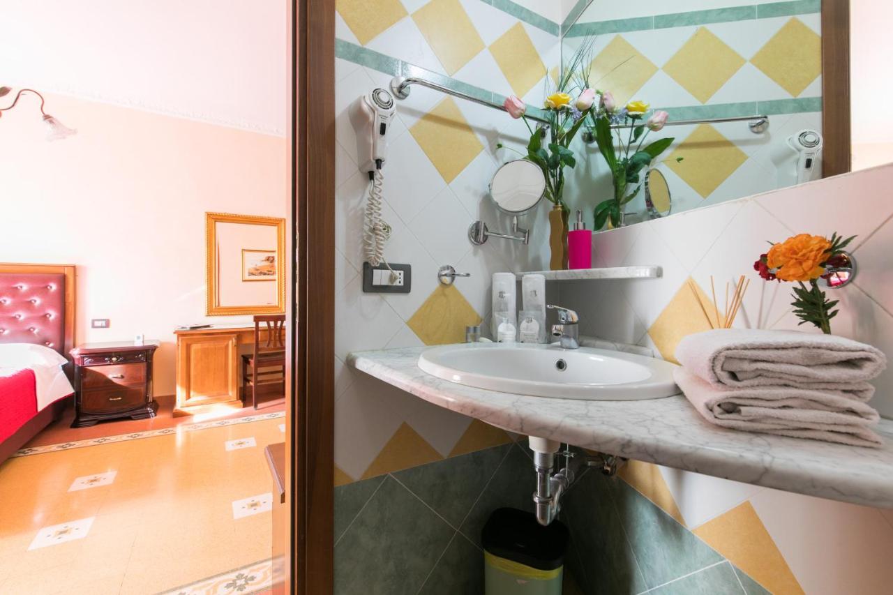 Anthony Guesthouse - 3