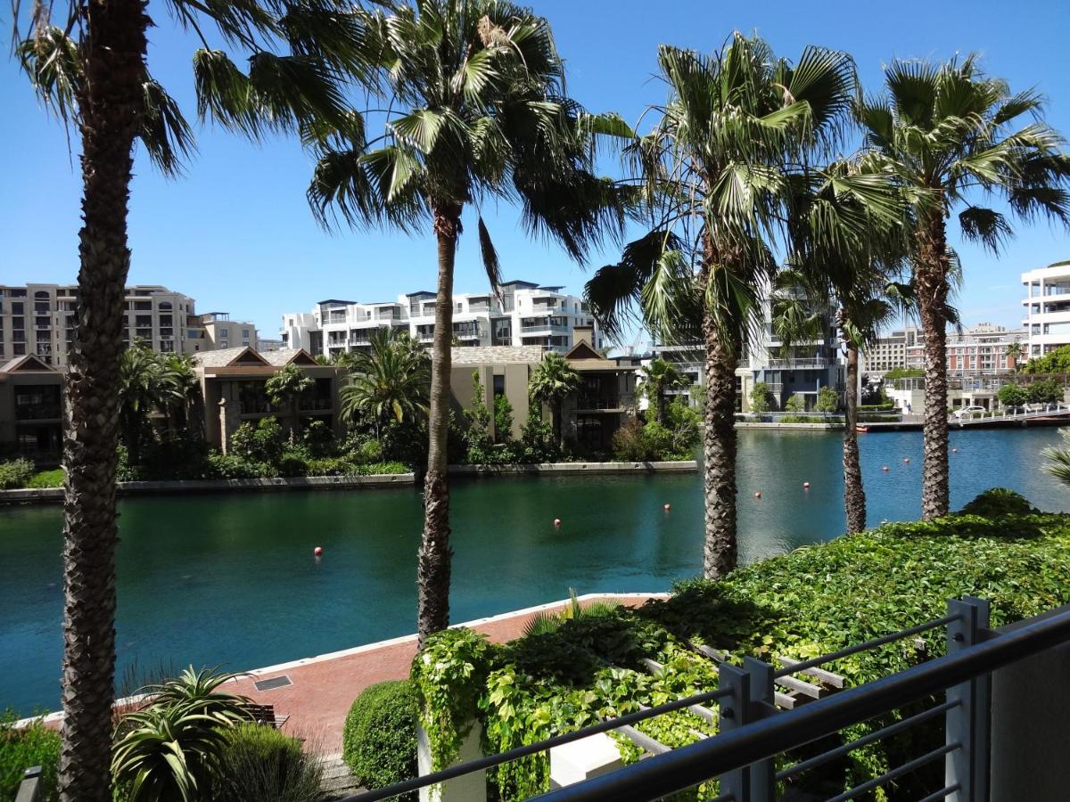 Mountain Marina Luxury Apartments - 2