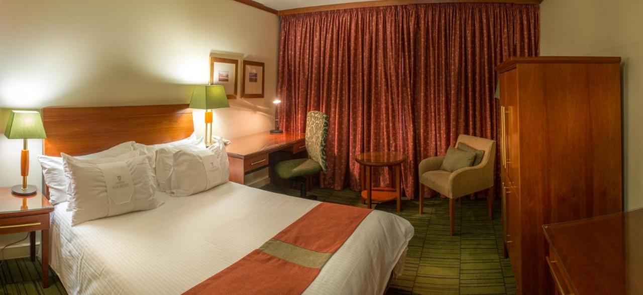 Peermont Walmont at the Grand Palm, Gaborone photo