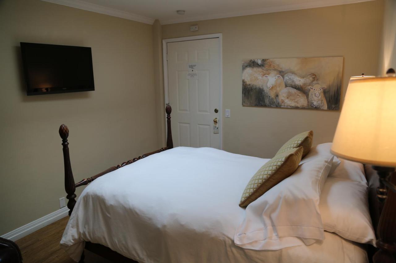 The Tides Laguna Beach — photo 10