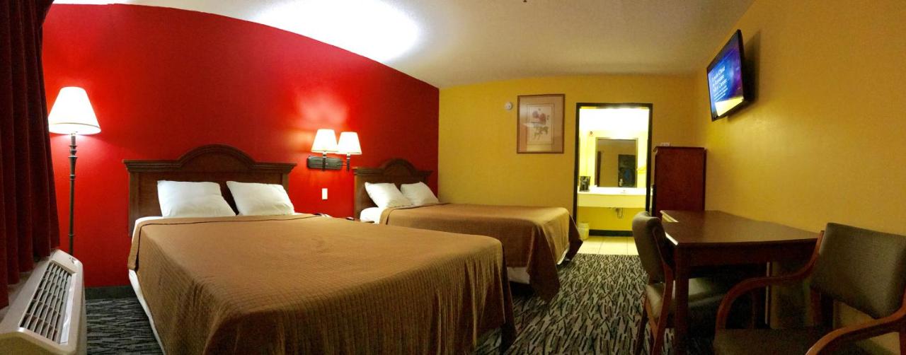 World Travel Inn — photo 5