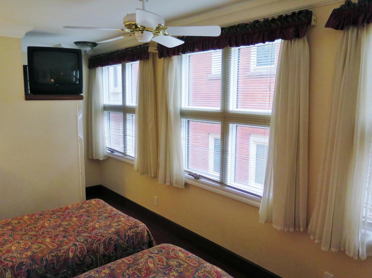 Madison Manor Boutique Hotel photo