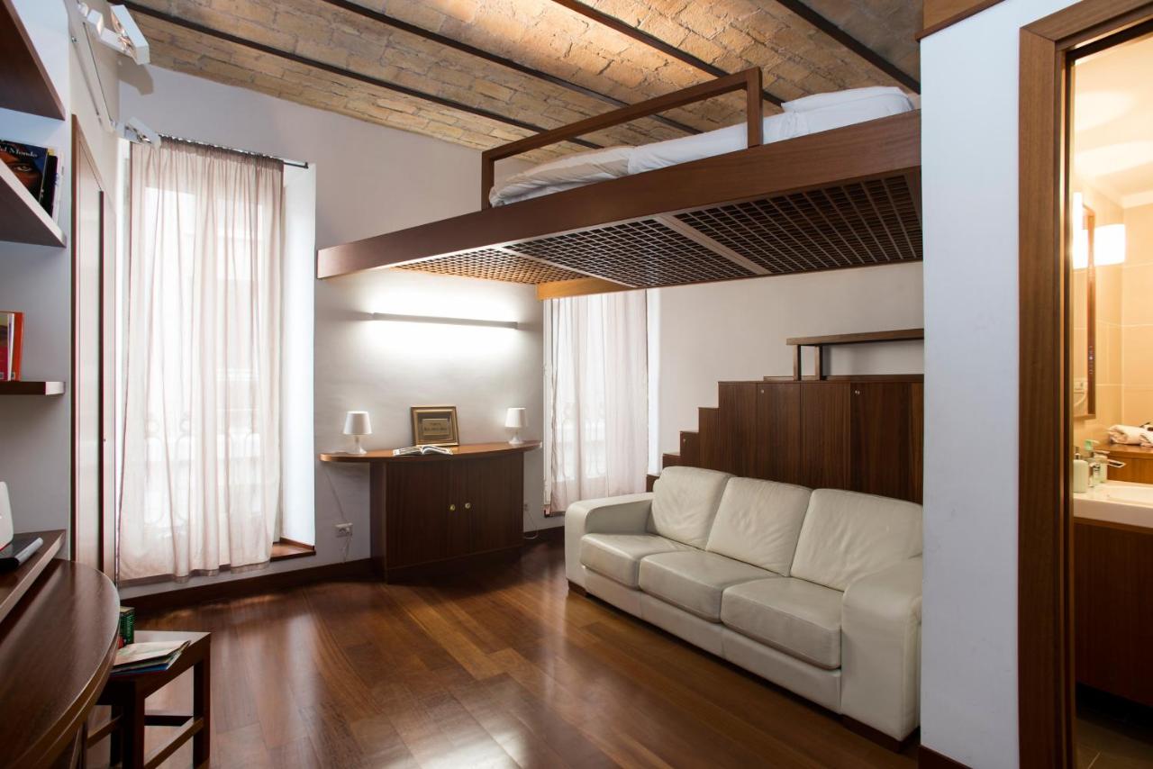 Trevi Fountain - Lovely Loft Apartment - 2