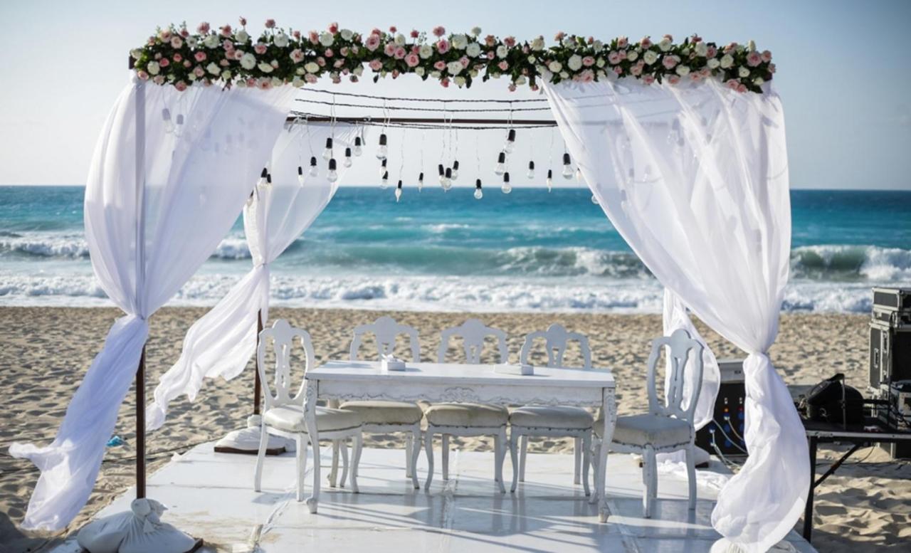 Beach: Borg El Arab Beach Hotel