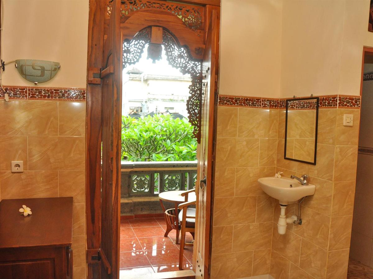 Mira Family Homestay - 3