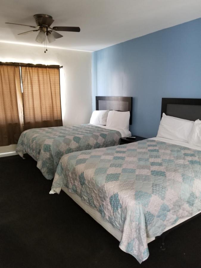 Budget Inn — photo 8