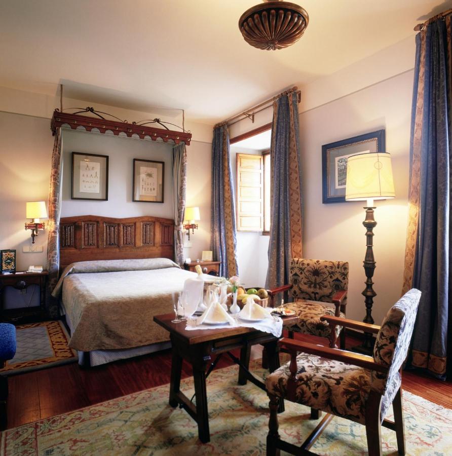 Parador de Santiago - Hostal Reis Catolicos, Santiago de ...
