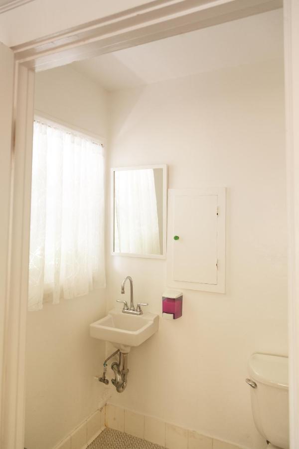 Orange Drive Hostel - 3