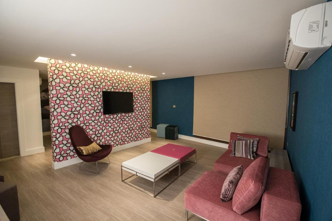 Four Seasons Halat photo