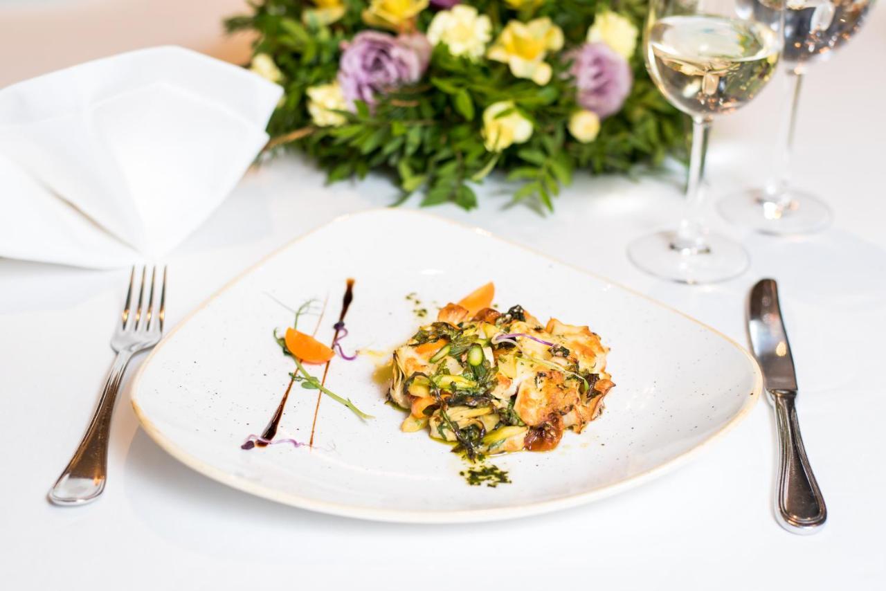 Crystal Palace Boutique Hotel photo