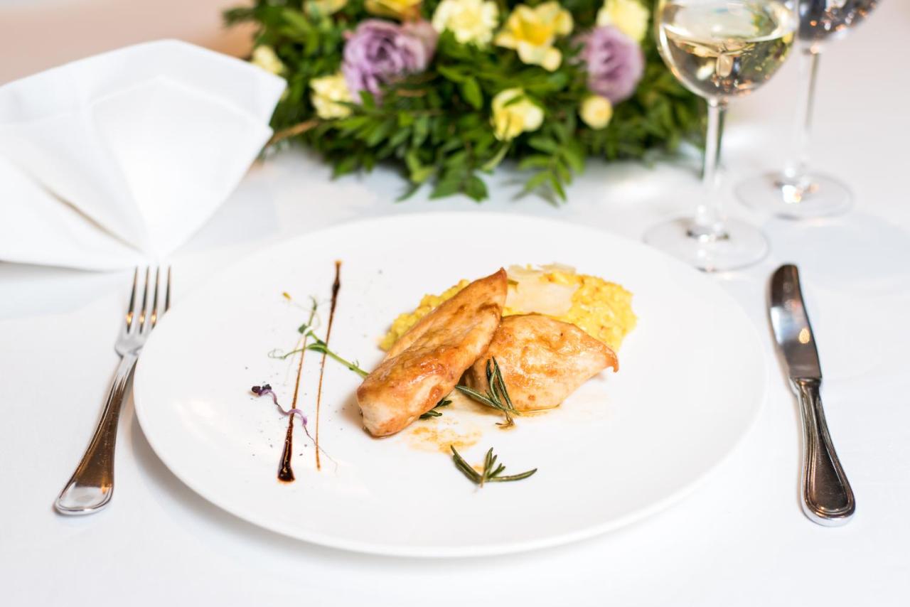 Crystal Palace Boutique Hotel photo