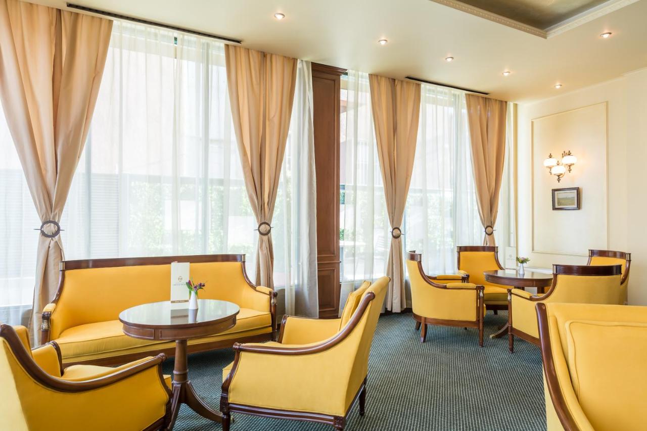 Crystal Palace Boutique Hotel photo