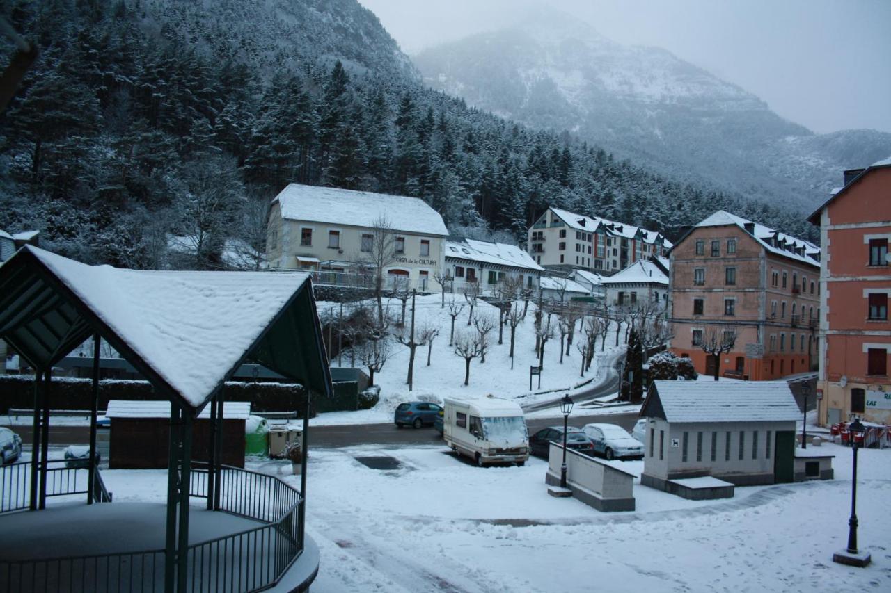 Apartment Vivienda Turística La Moleta, Canfranc-Estación ...