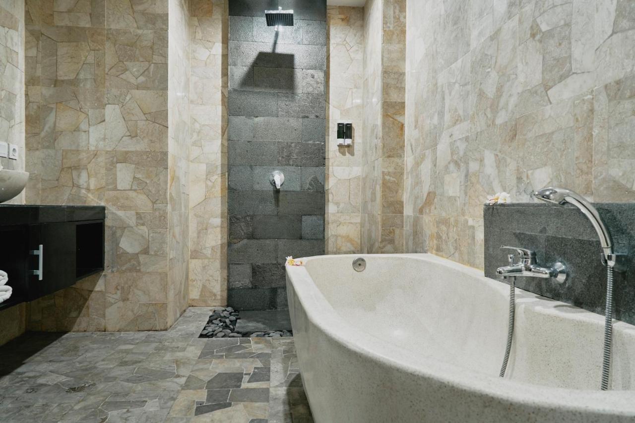 The Garden Villa - 3