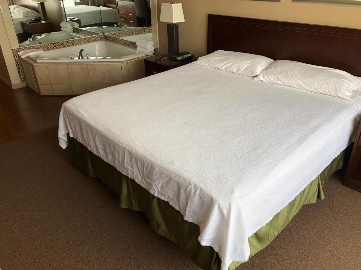 Allen Park Motor Lodge — photo 12