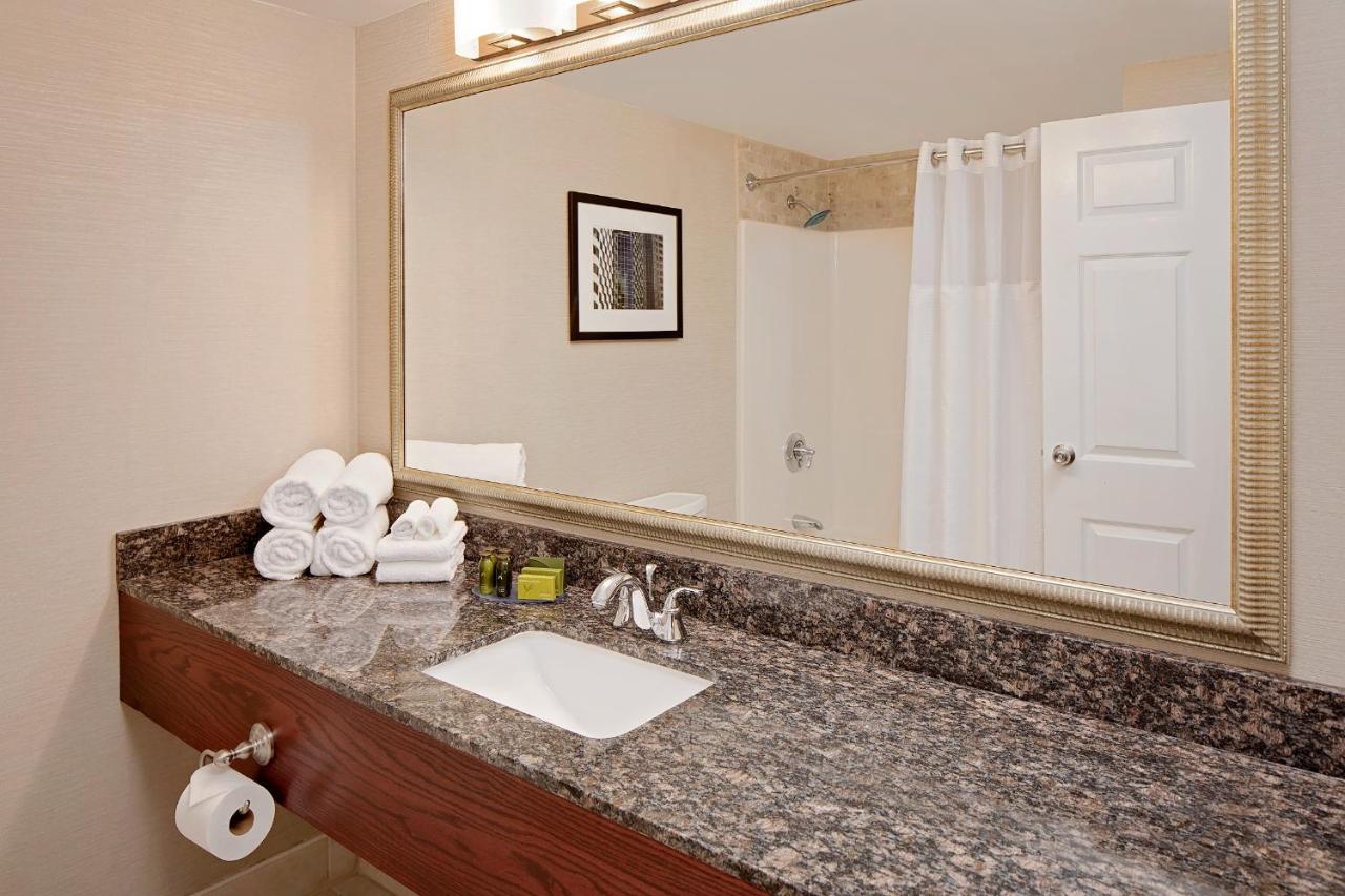 Westford Regency Inn and Conference Center — photo 10