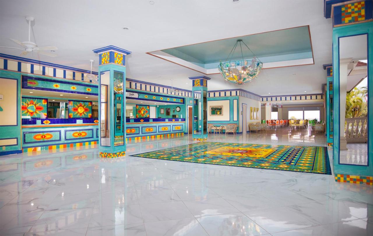 Breezes Resort & Spa All Inclusive, Bahamas photo