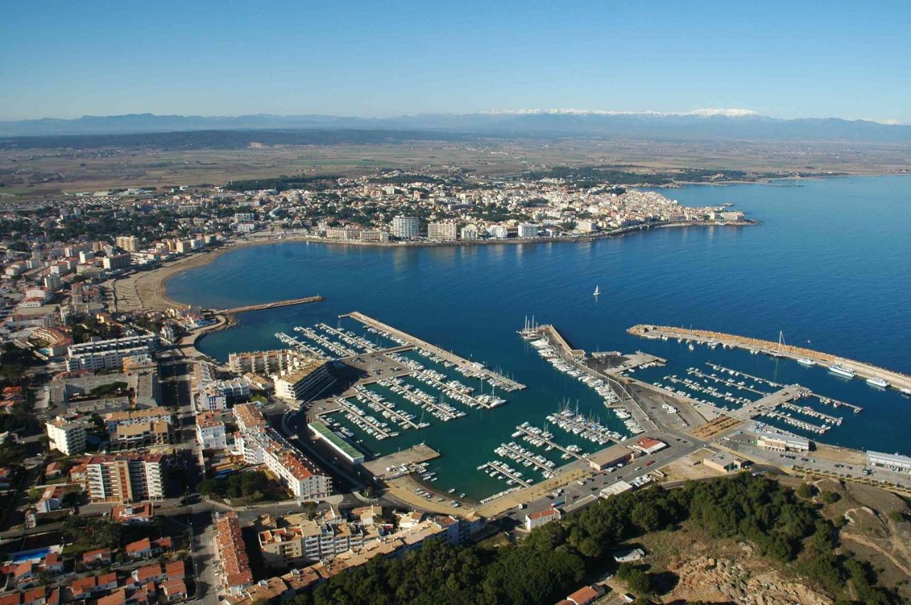 Apartamentos GARBI PARK, LEscala – Updated 2022 Prices