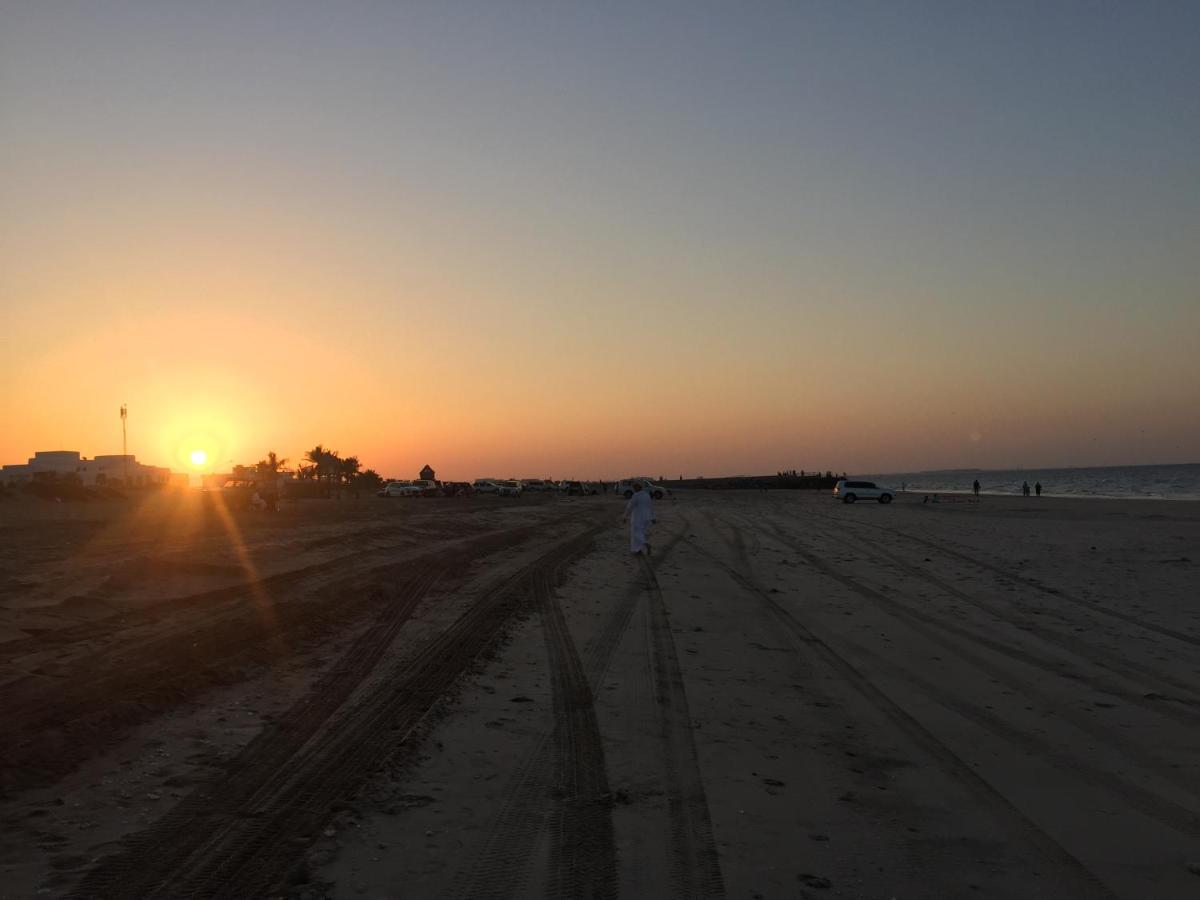 Beach: Behlys Boutique