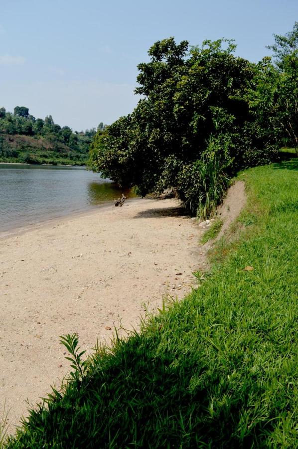 Beach: Kivu Paradis Resort