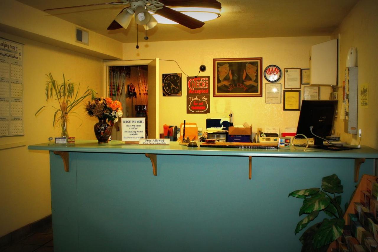 Budget Inn — photo 13