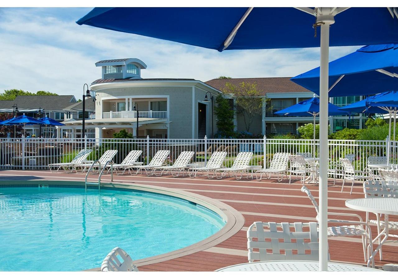Hyannis Harbor Hotel — photo 15
